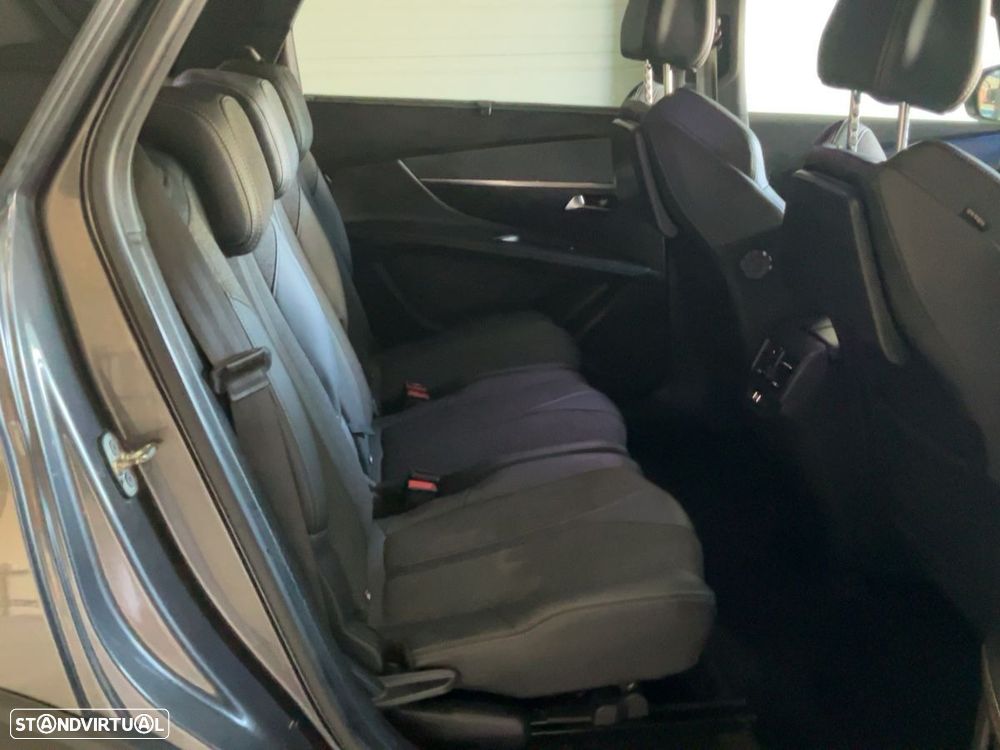 Peugeot 5008 BlueHDI 130 EAT8 GT - 10