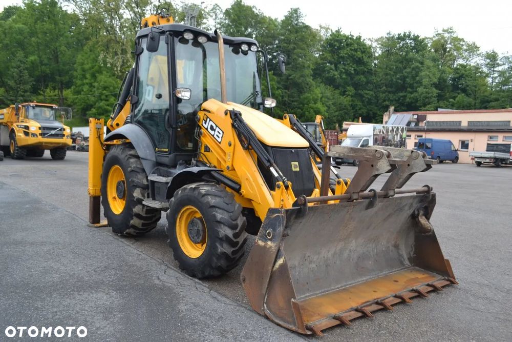 JCB 3CX - 6