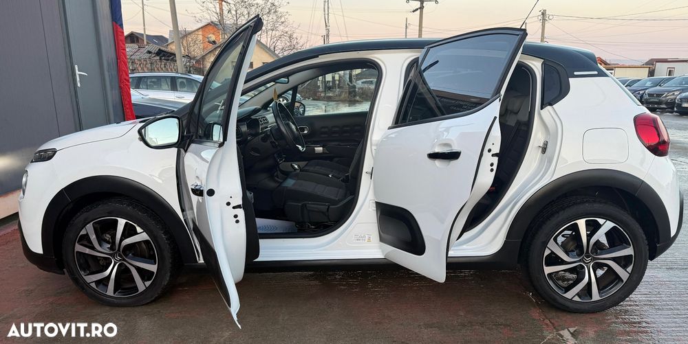 Citroën C3 Pure Tech 110 S&S EAT6 SHINE - 21