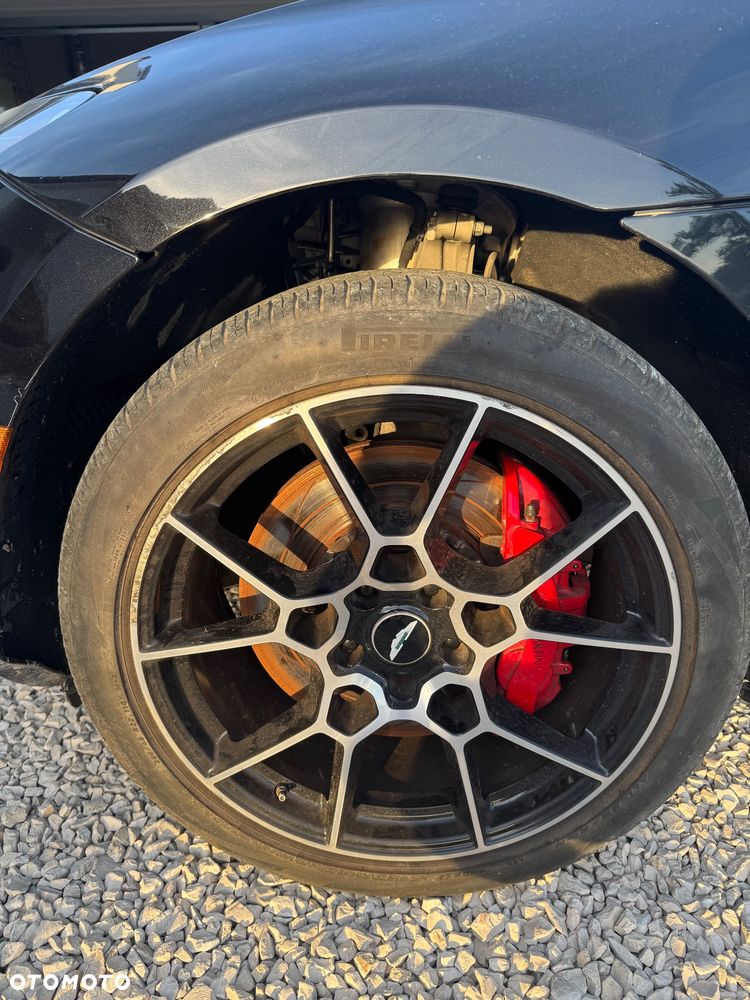 Aston Martin DBX Standard - 32