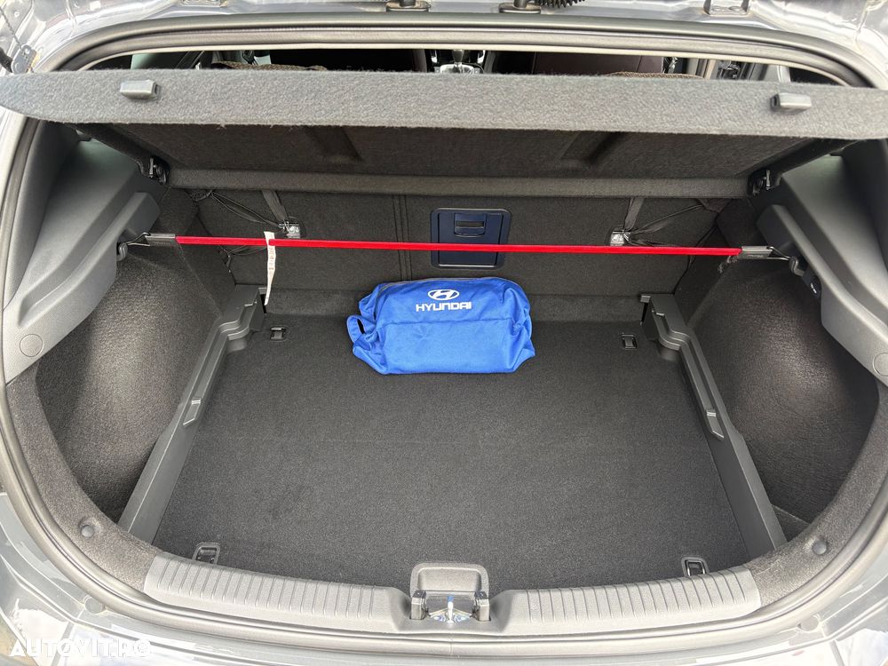 Hyundai i30 1.5 96CP M/T Highway - 34