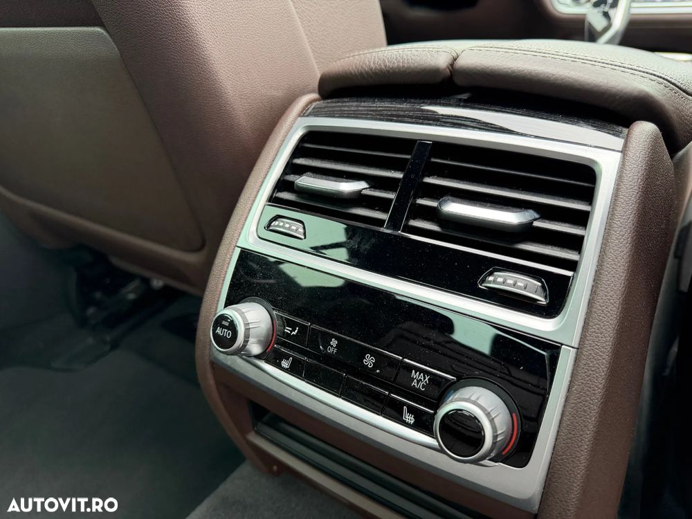 BMW Seria 7 745e - 7