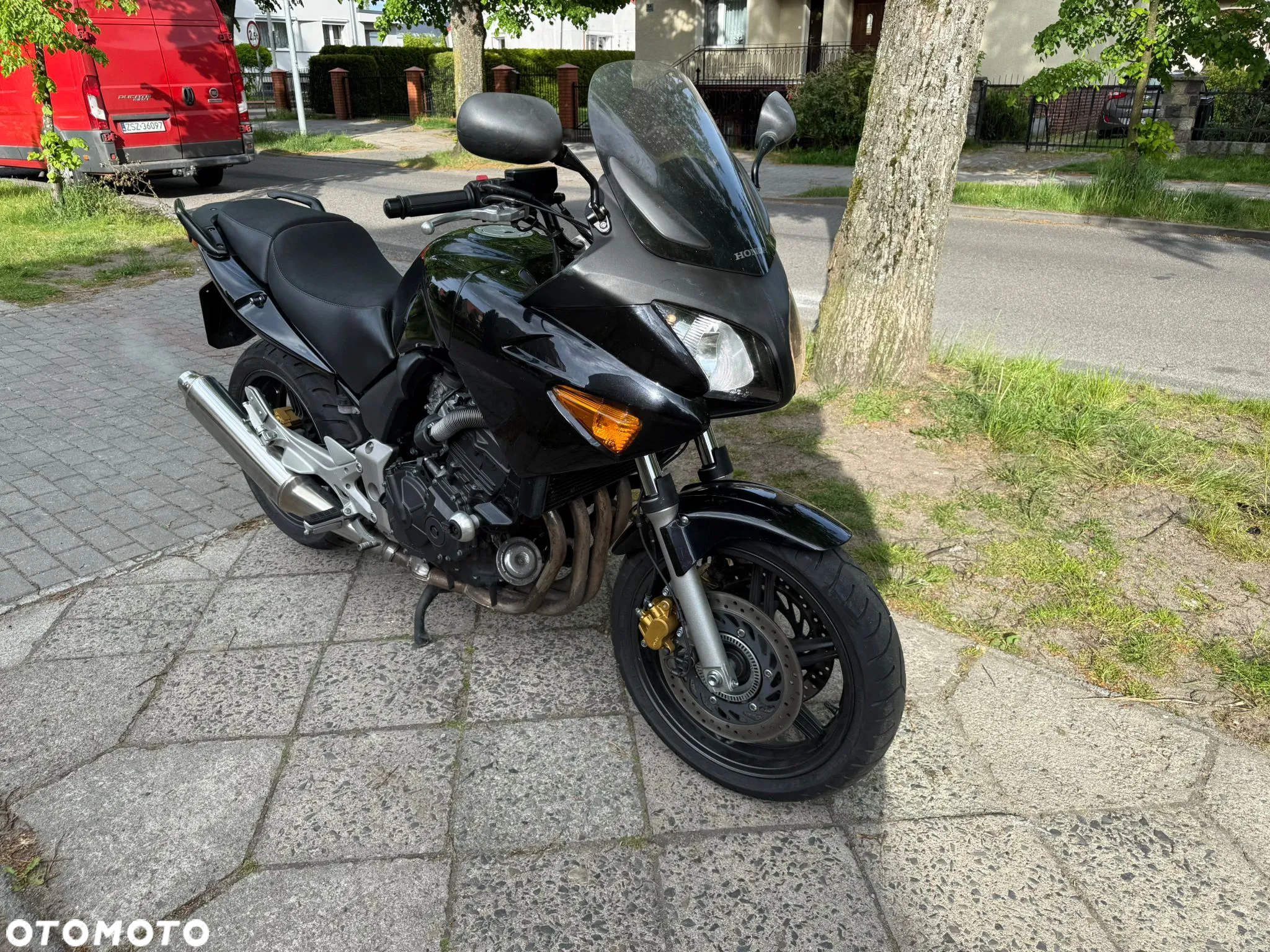 Honda CBF - 11