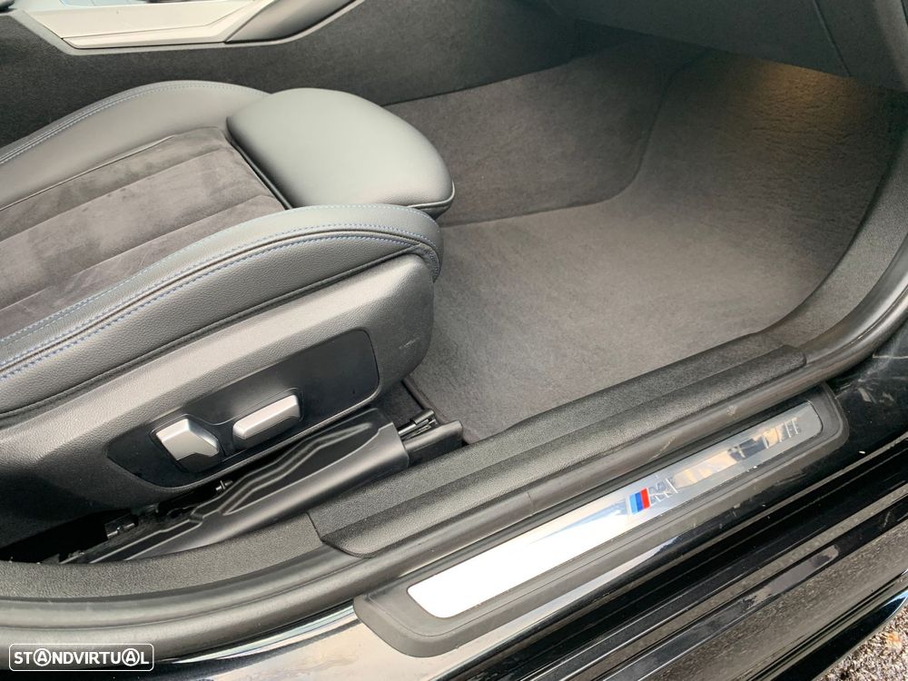 BMW 320 d Pack M Shadow Auto - 18