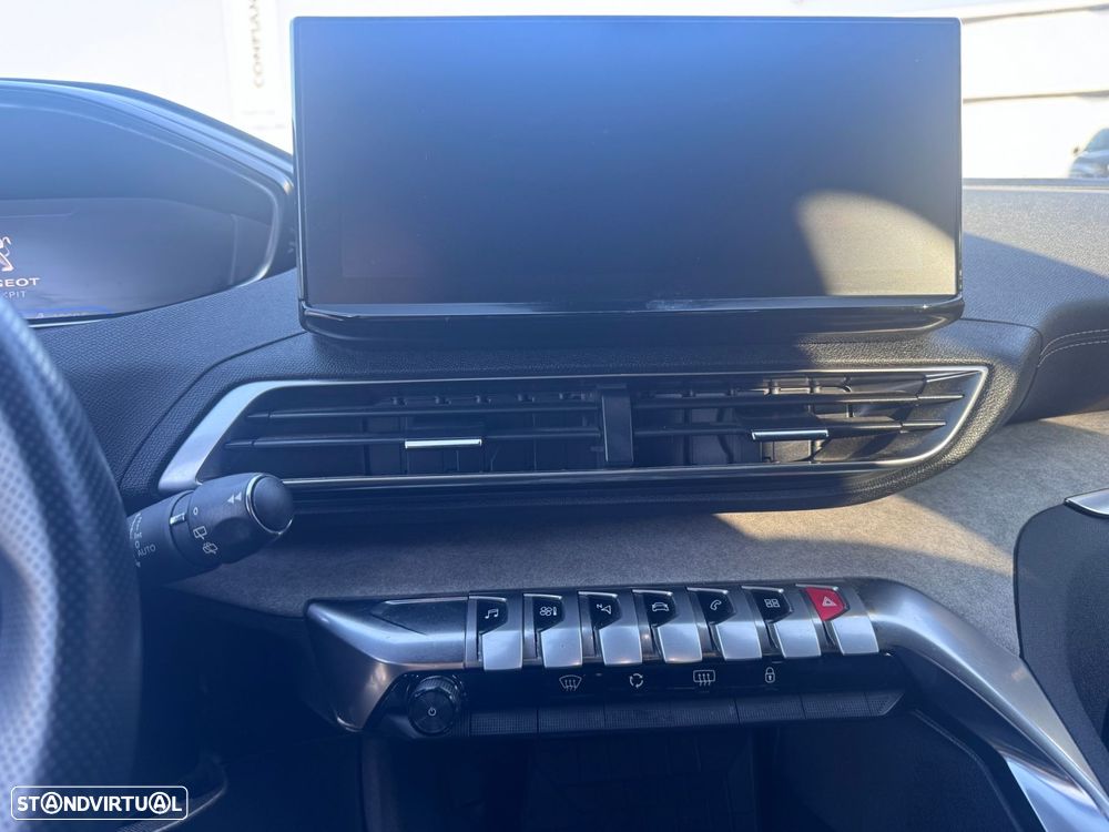 Peugeot 5008 1.2 PureTech GT Line EAT8 - 17