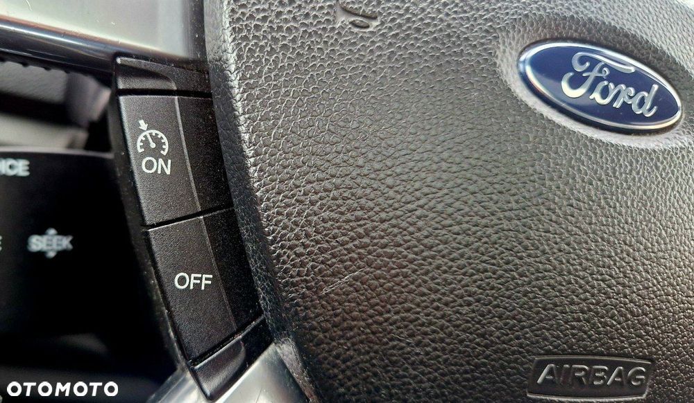 Ford Kuga 2.0 TDCi 4x4 Titanium - 22