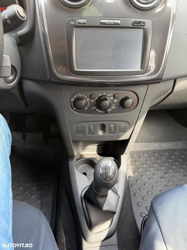 Dacia Sandero - 7