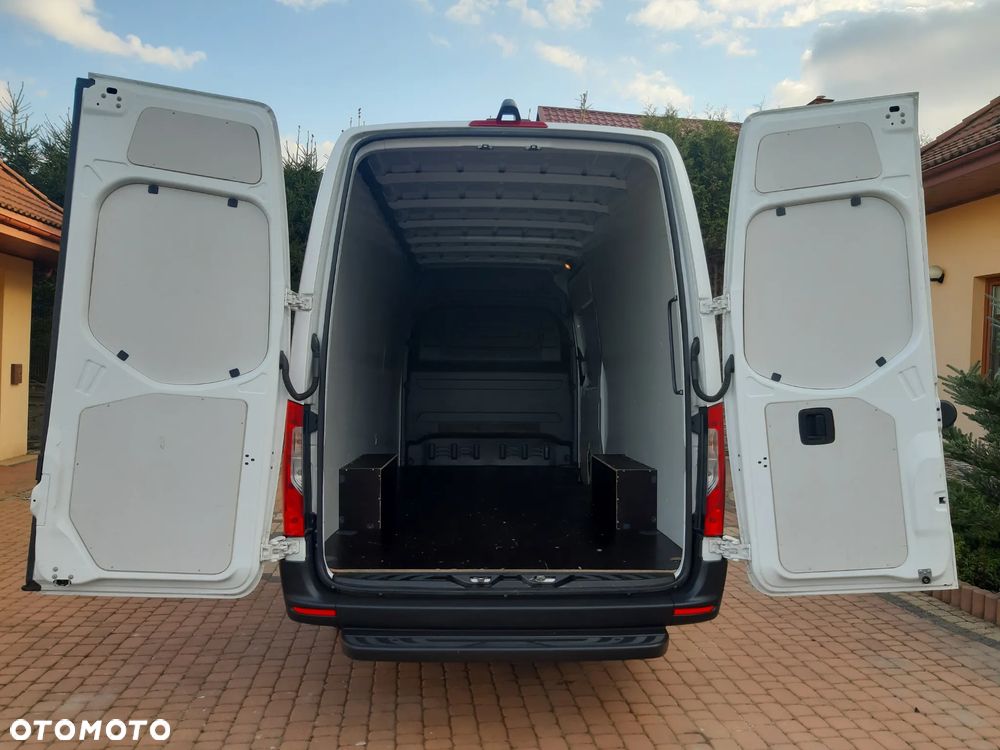 Mercedes-Benz Sprinter 317 CDI - 33