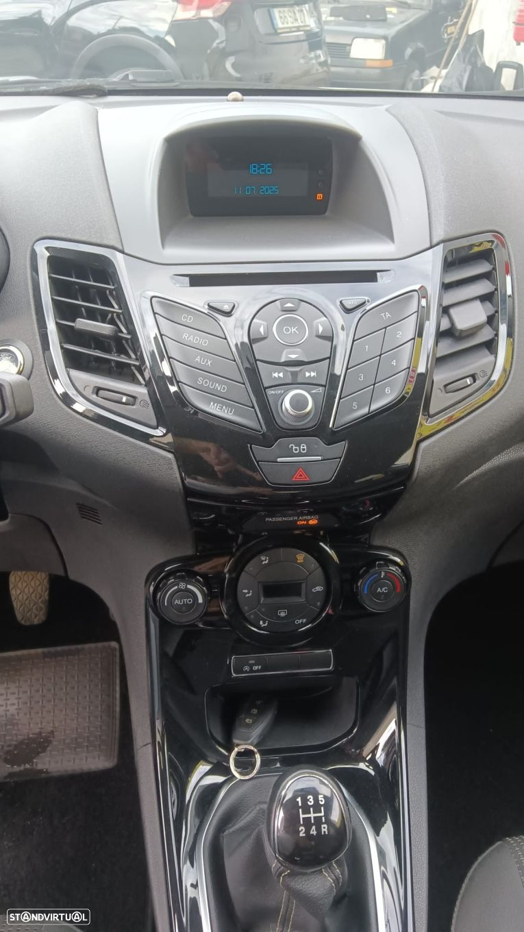Ford Fiesta 1.0 Ti-VCT Titanium - 6