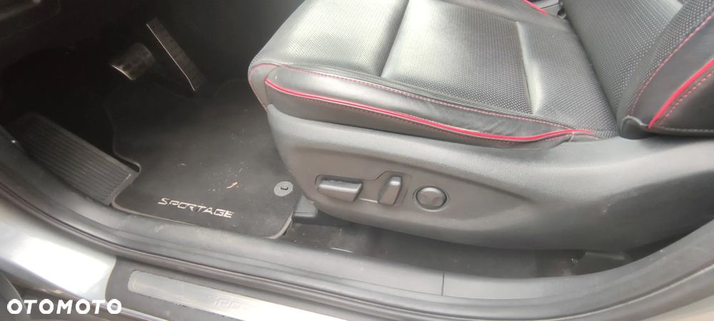 Kia Sportage 1.6 CRDI 2WD Eco-Dynamics+ (48V M-H) DCT GT-line - 25