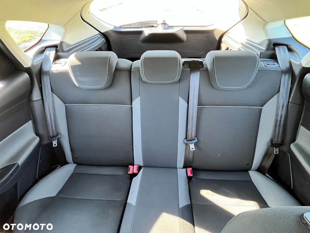 Ford Focus - 9