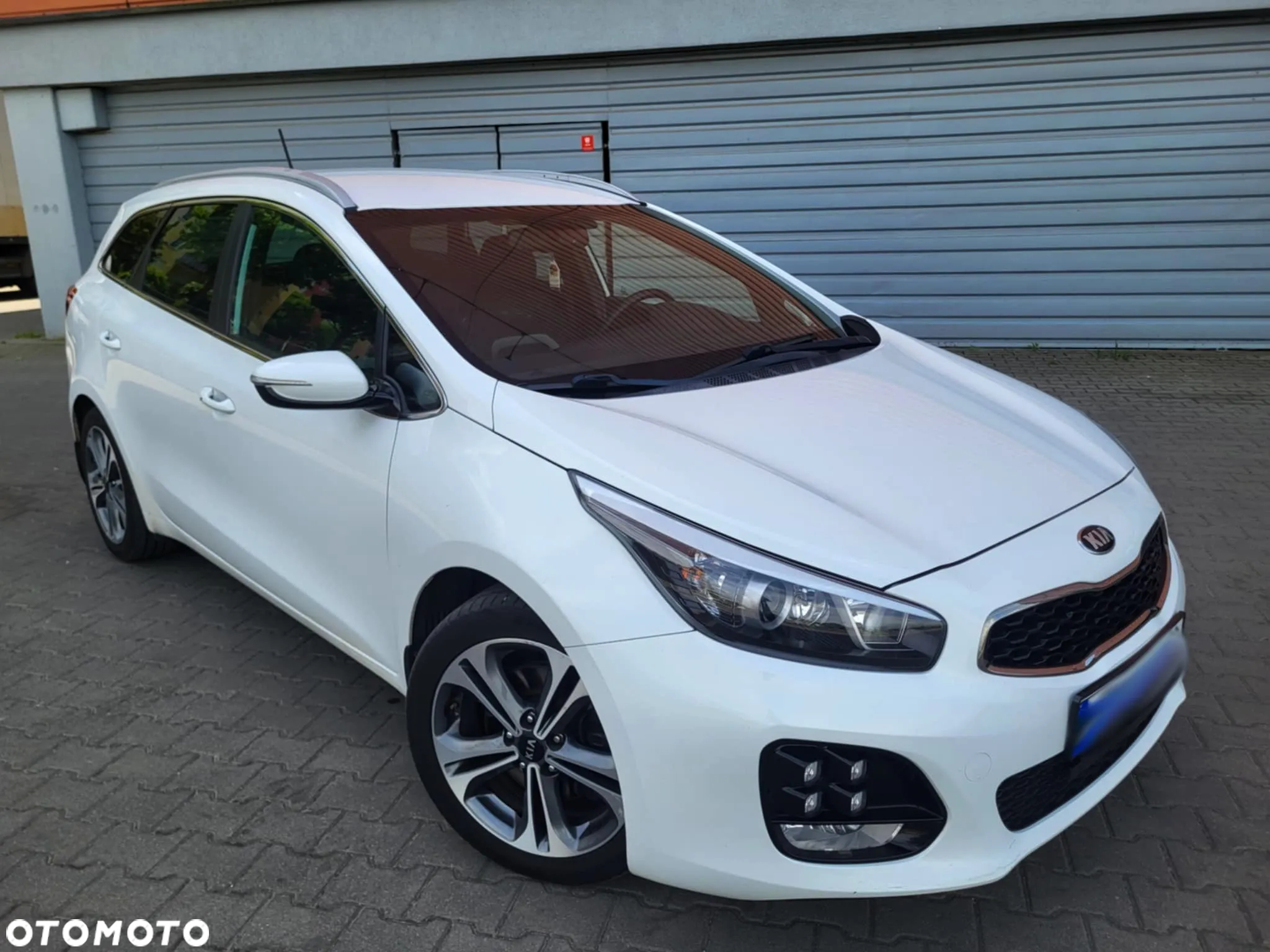 Kia Ceed 1.6 CRDi 136 DCT ISG SW GT Line - 18