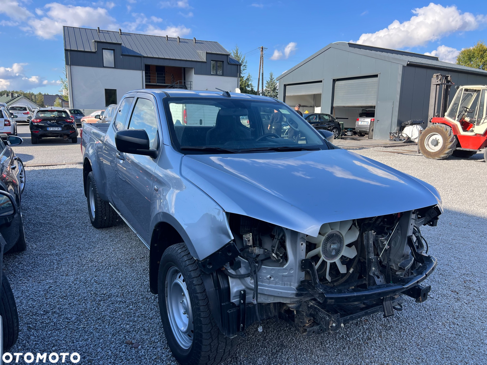 Isuzu D-Max 1.9 DC LS - 2