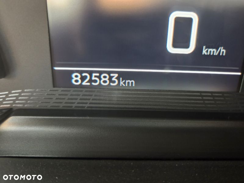 Peugeot 2008 BlueHDi 130 Allure S&S EAT8 - 25