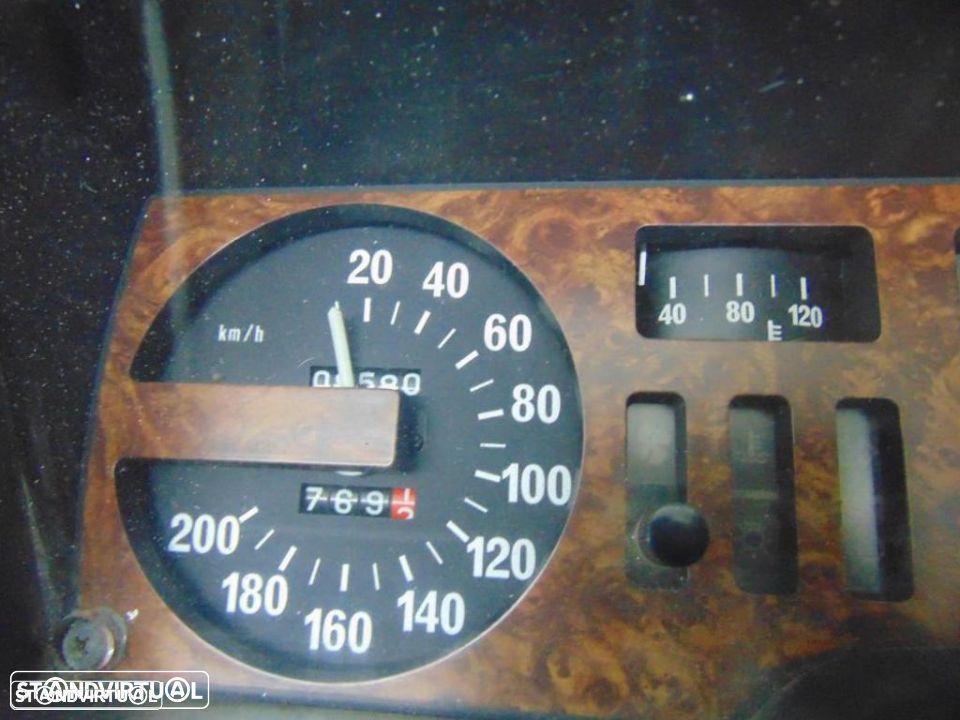 Alfa Romeo Alfeta 2000 painel de instrumentos - 3