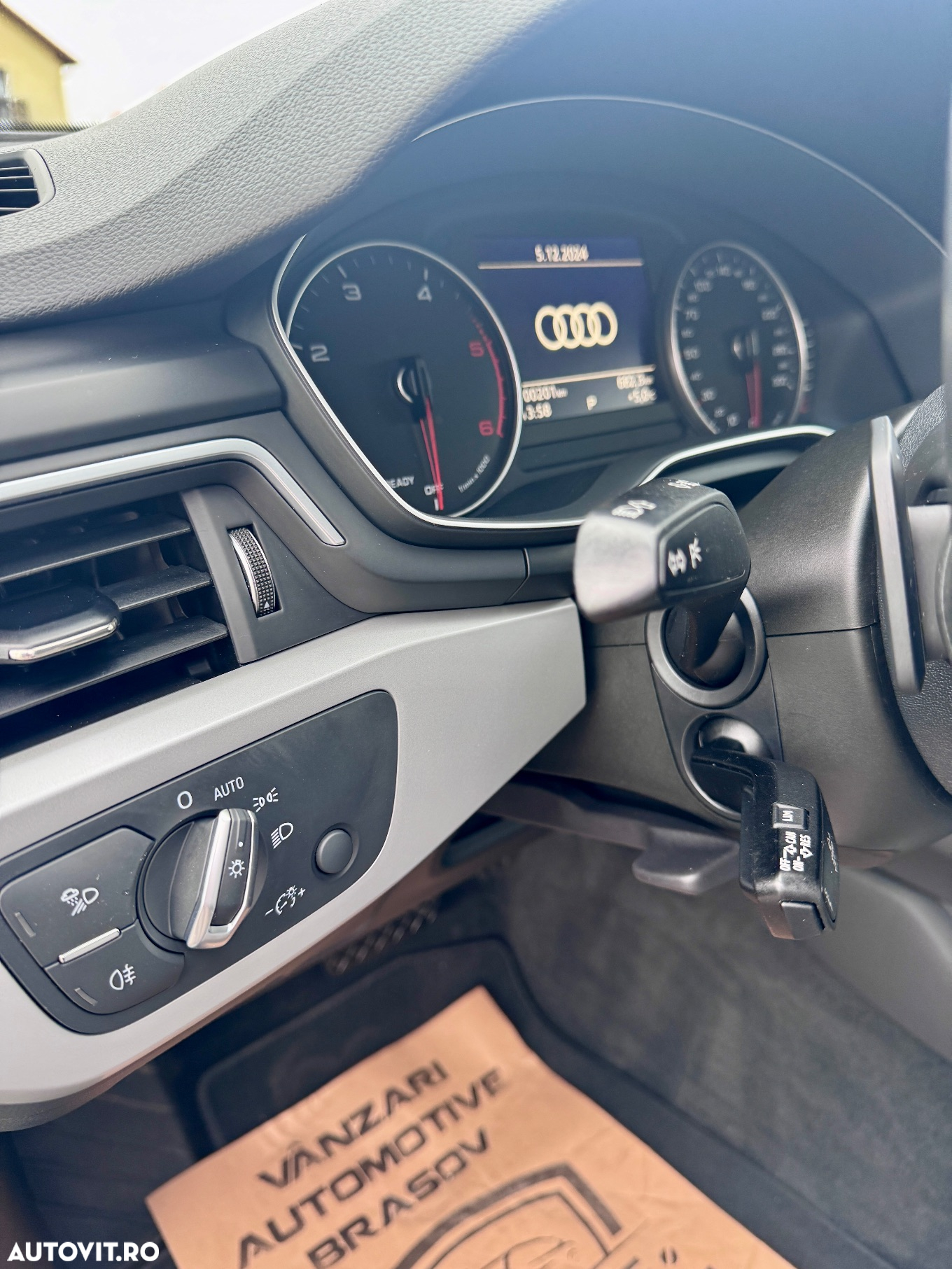 Audi A4 Avant 35 TDI S tronic - 18