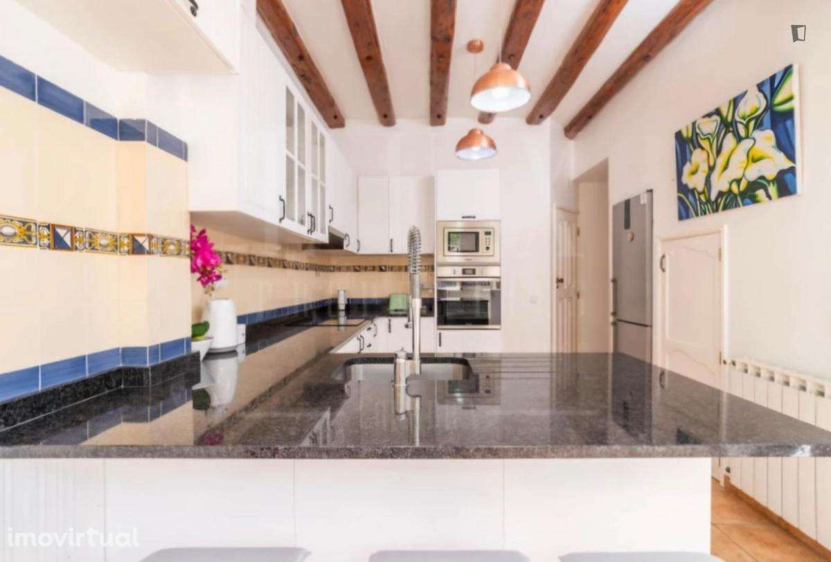 Quarto - localizado em  Coimbra - Grande imagem: 3/7