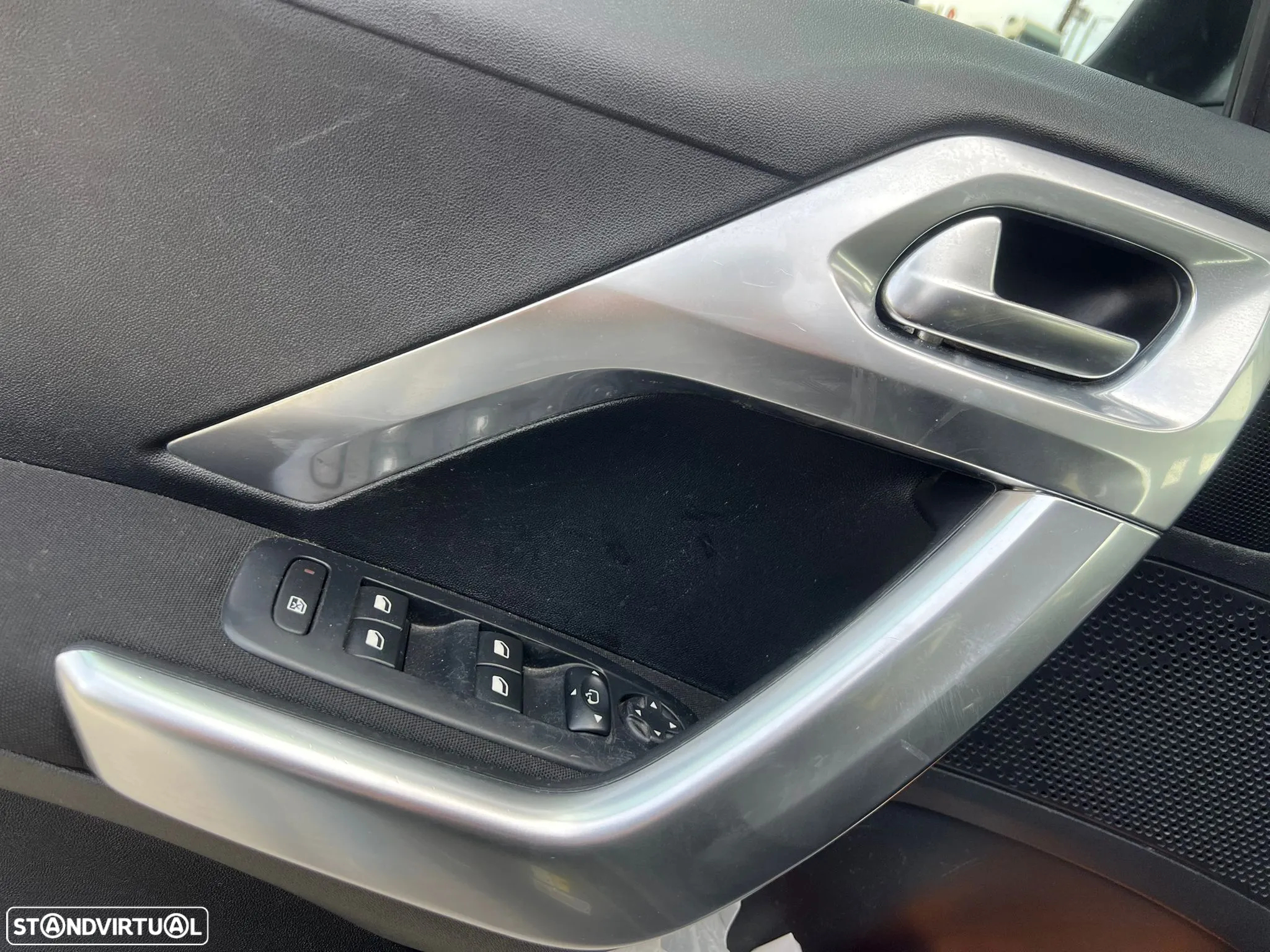 Peugeot 2008 PureTech 110 Stop&Start Crossway - 20
