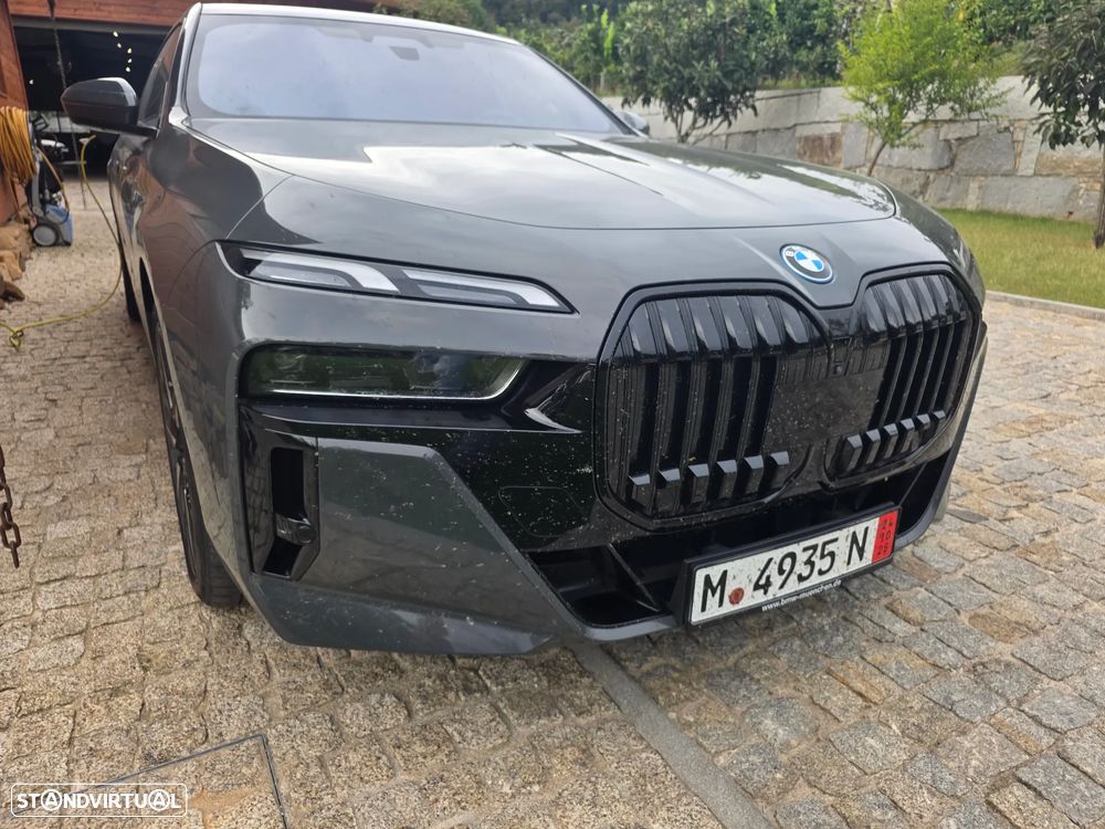 BMW i7 - 3