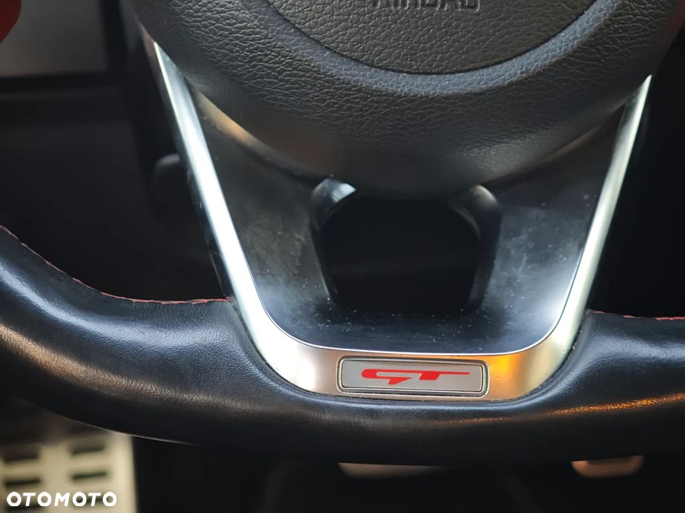 Kia ProCeed 1.6 T-GDI GT DCT - 22