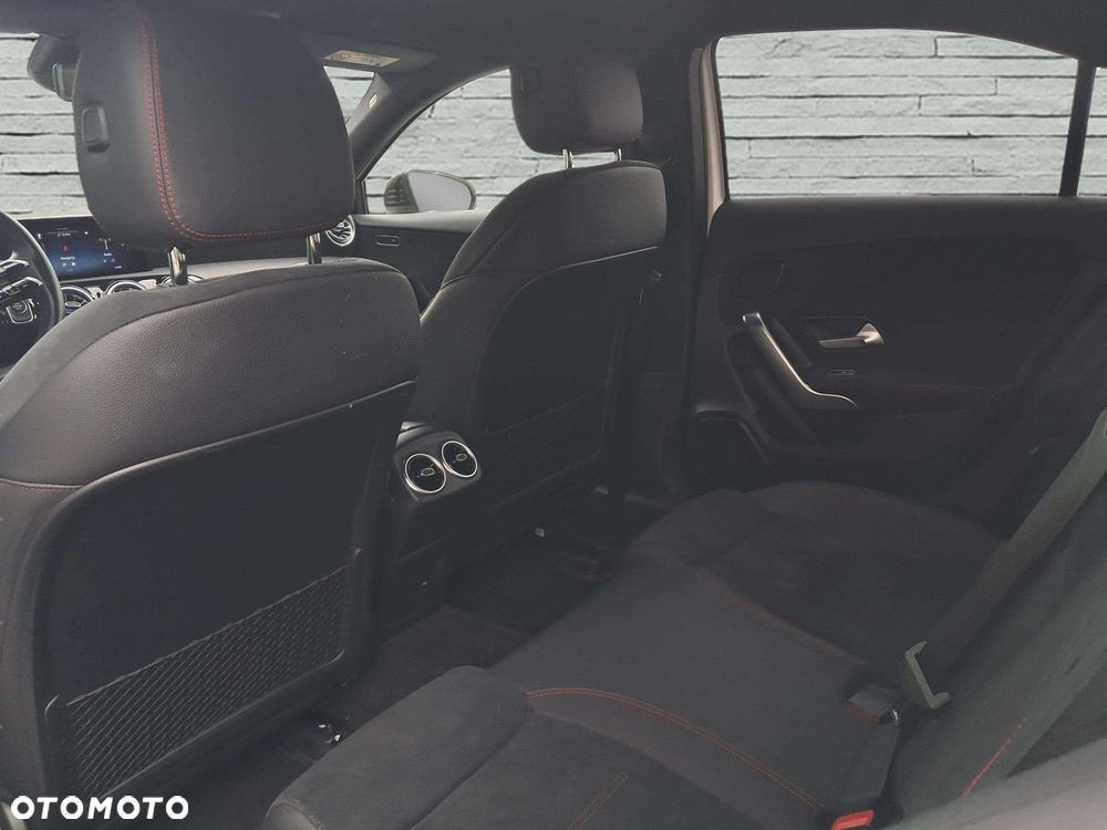 Mercedes-Benz Klasa A 250 e PHEV AMG Line 8G-DCT - 12