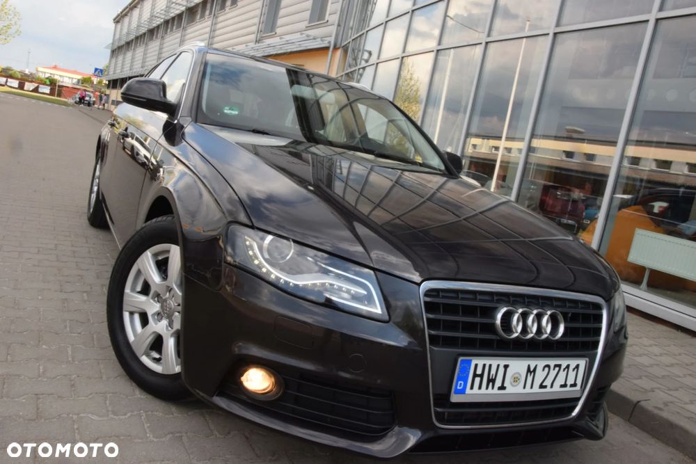 Audi A4 Avant - 9