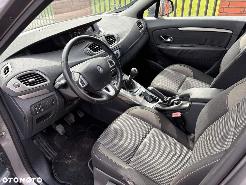 Renault Scenic dCi 110 Expression - 9