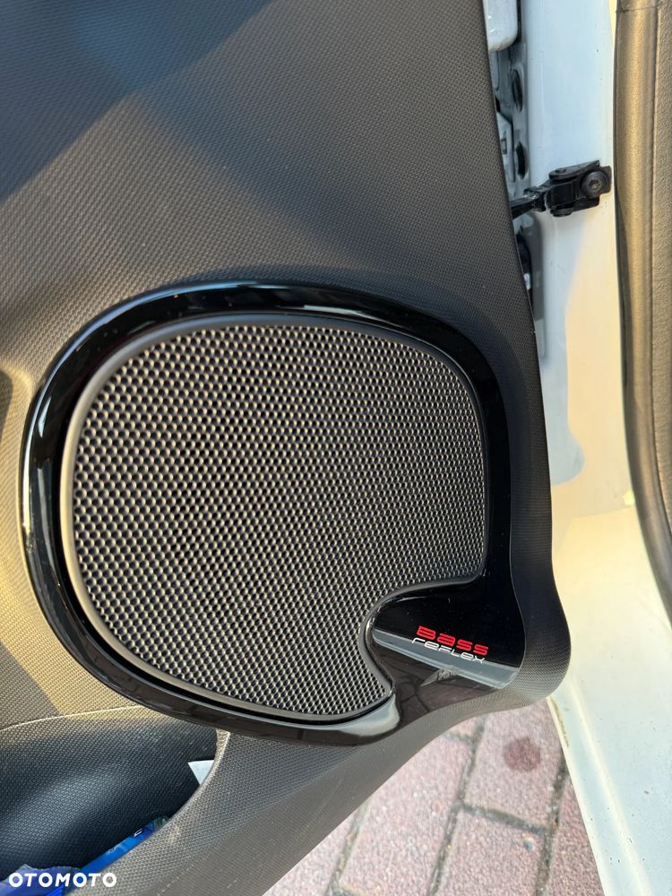 Renault Clio 1.5 dCi Zen - 23