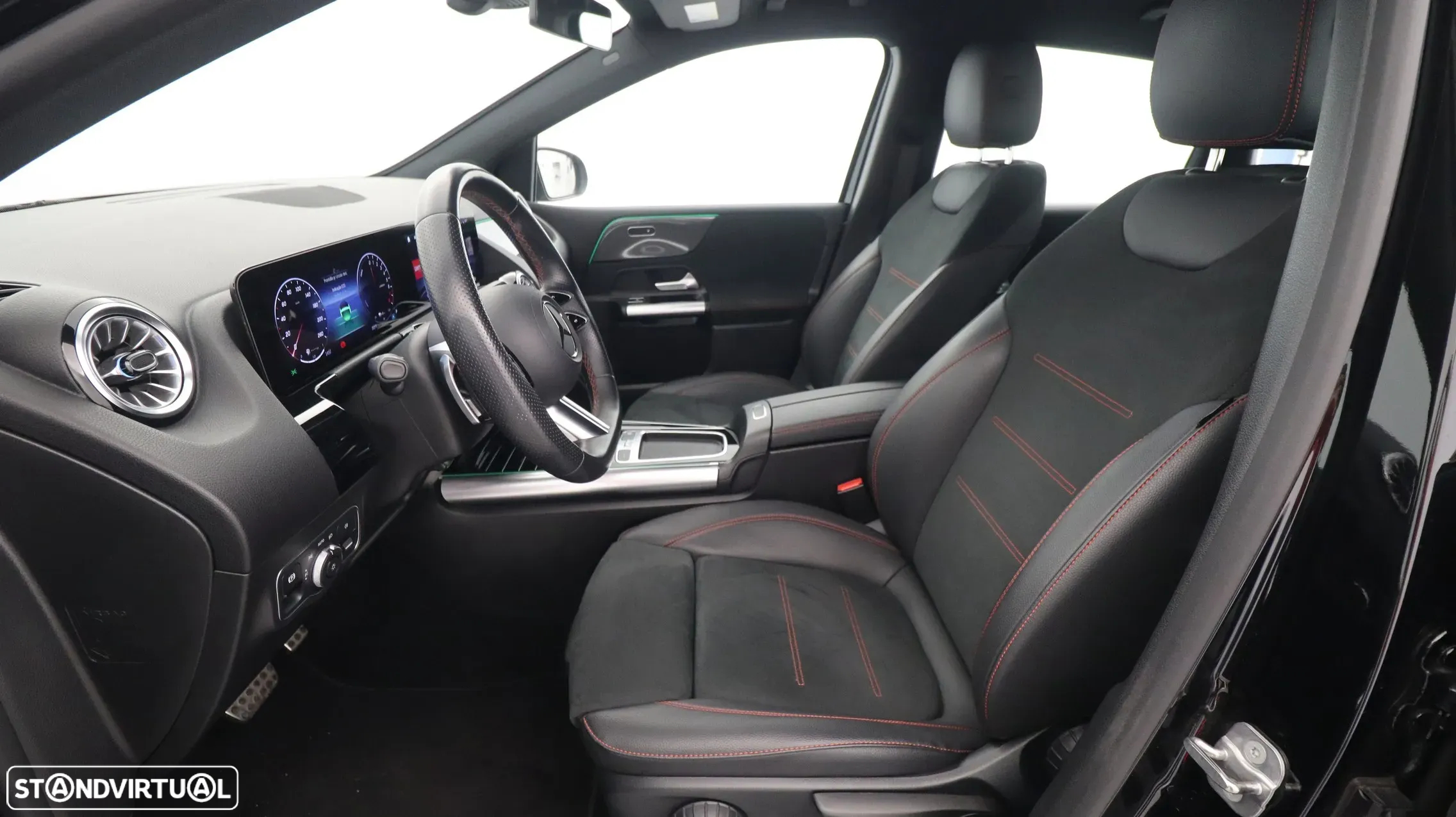 Mercedes-Benz B 250 e AMG Line - 12