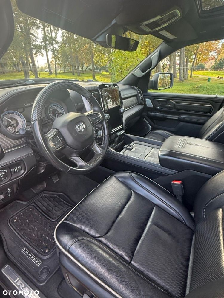 RAM 1500 5.7 Crew Cab Shortbed Limited Black - 15