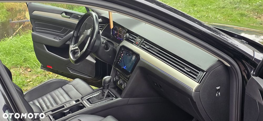 Volkswagen Passat 2.0 TDI 4Mot Elegance DSG - 12