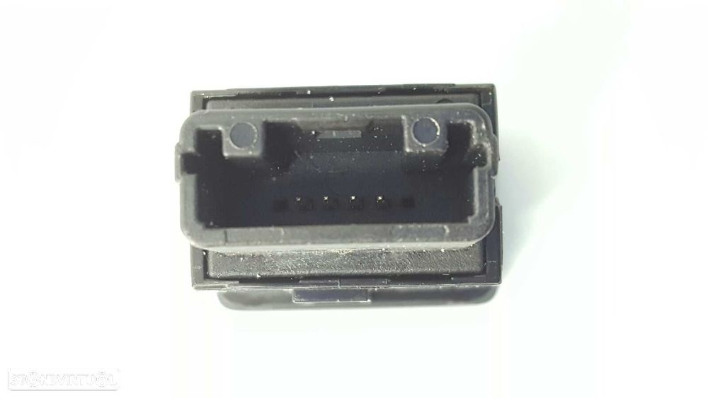 INTERRUPTOR AUXILIAR MITSUBISHI OUTLANDER (GF0) KAITEKI 4WD - 3