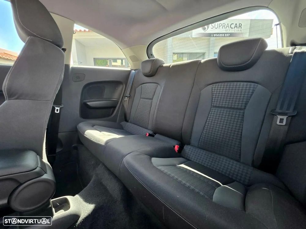 Audi A1 1.6 TDI S-line - 15