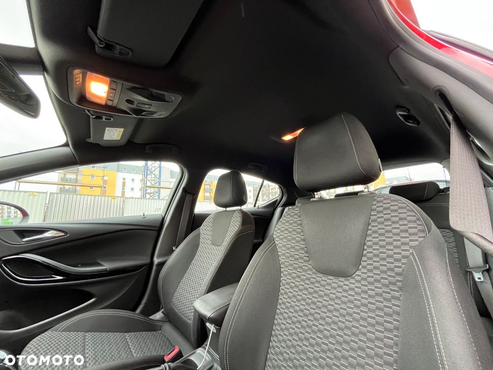 Opel Astra 1.4 T Dynamic - 27