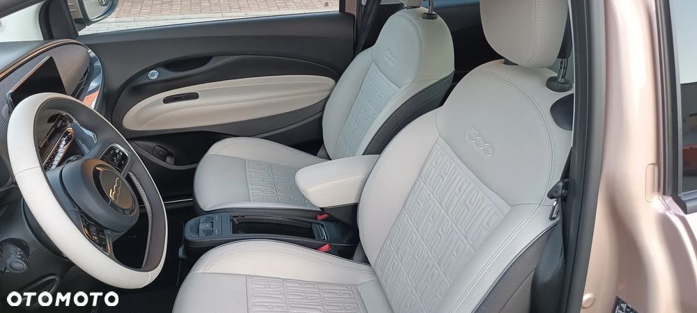 Fiat 500 42 kWh La Prima by Bocelli - 18