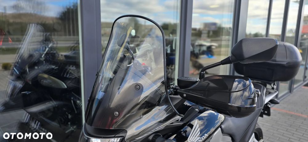 Honda VFR - 30