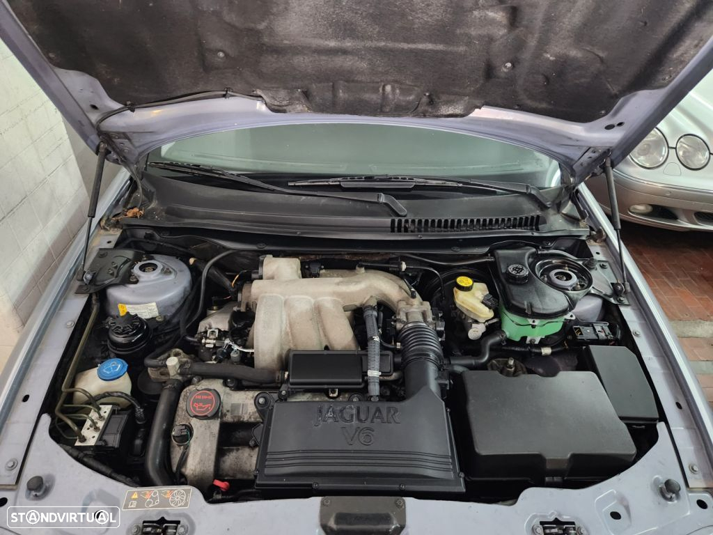 Jaguar X-Type 3.0 Executive Auto. - 20