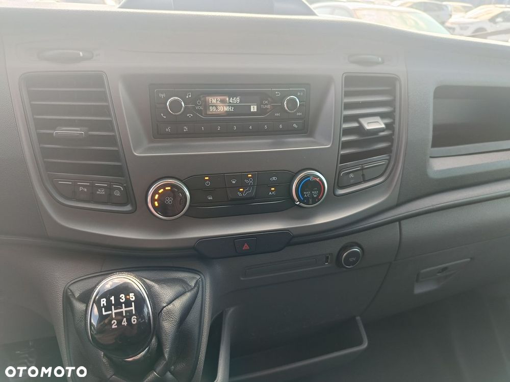 Ford Transit - 15