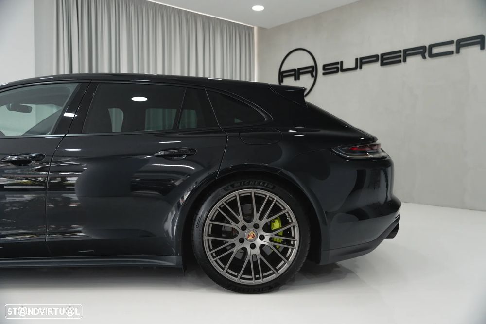 Porsche Panamera Sport Turismo 4 E-Hybrid Platinum Edition PDLS - 9