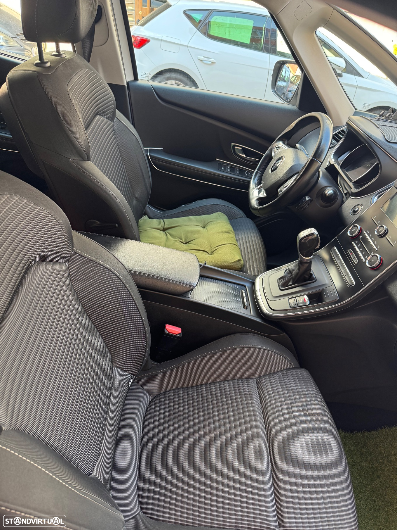 Renault Grand Scénic 1.5 dCi Luxe EDC SS - 21