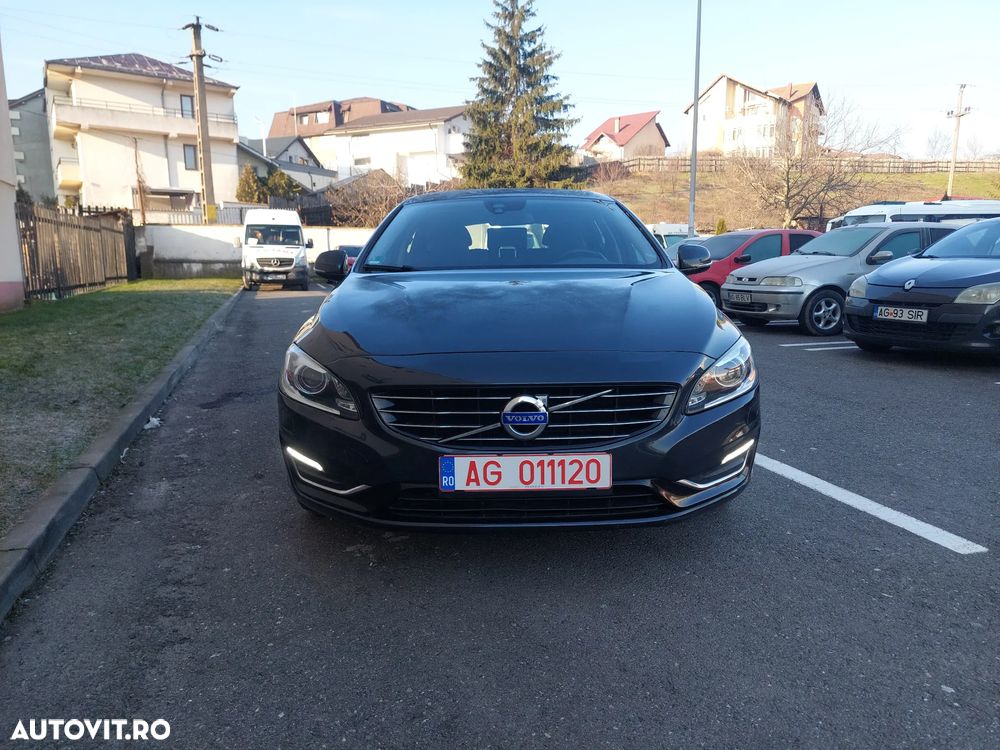 Volvo V60 D6 Plug-In-Hybrid AWD Geartronic Summum - 33