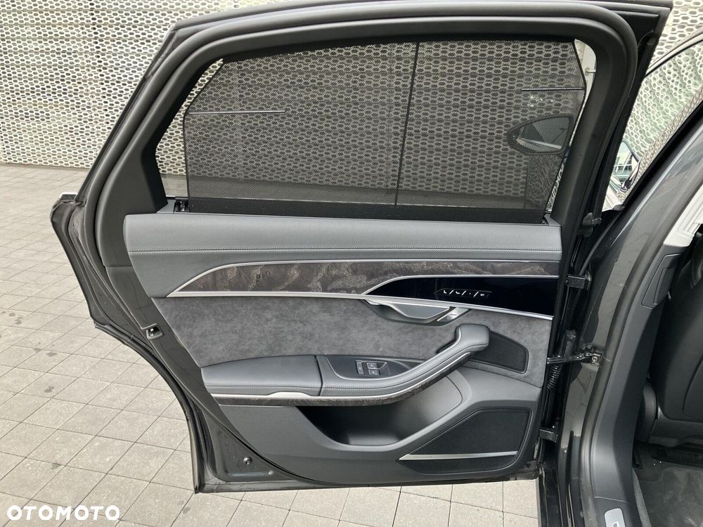 Audi A8 - 33