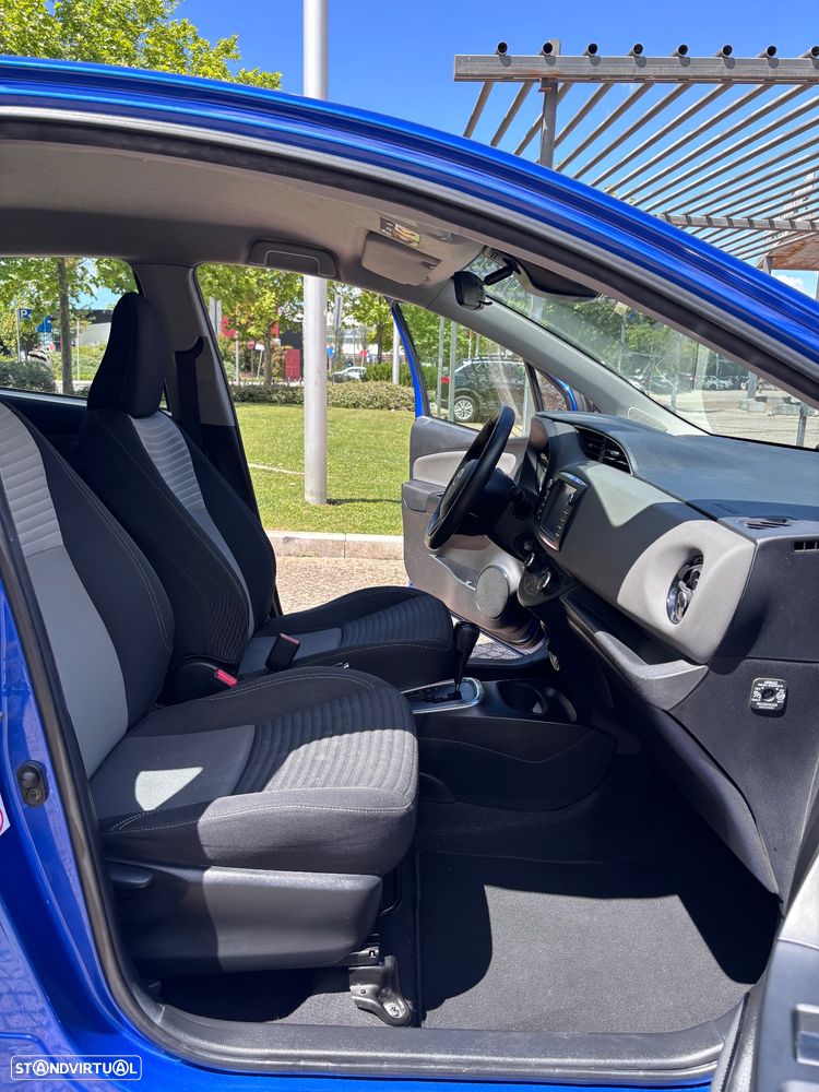 Toyota Yaris 1.5 HSD Comfort+P.Style - 15