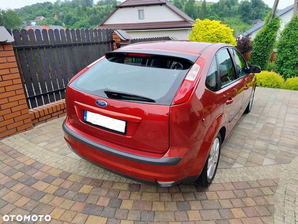 Ford Focus 1.6 Ti-VCT Titanium - 4