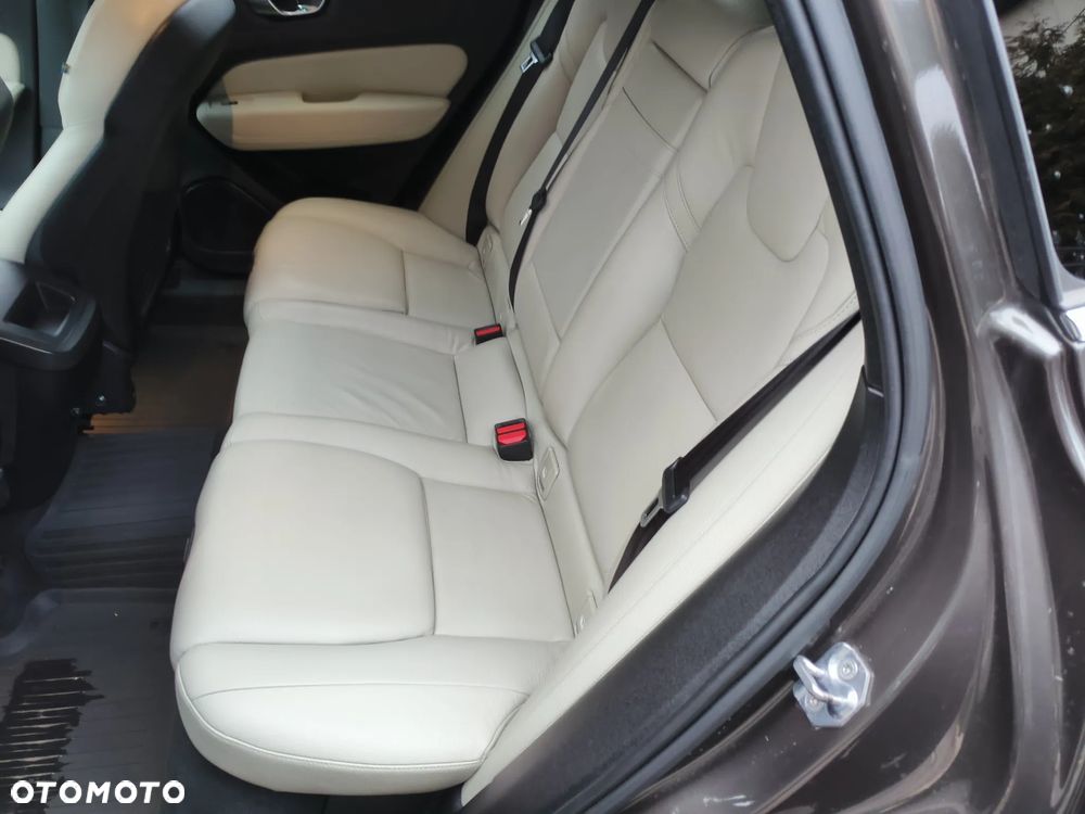 Volvo XC 60 D4 Geartronic Inscription - 8