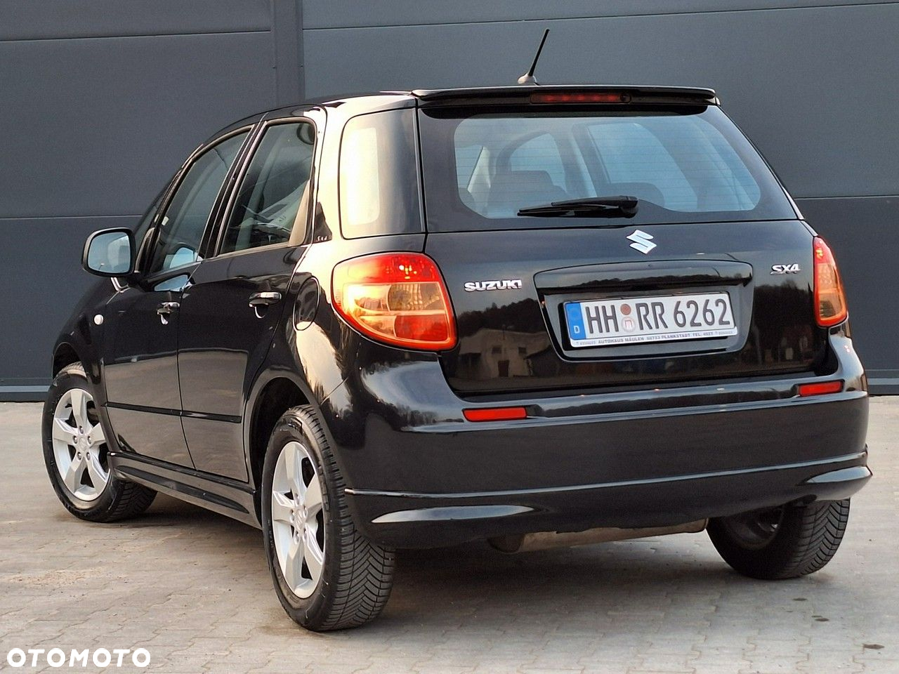 Suzuki SX4 - 4