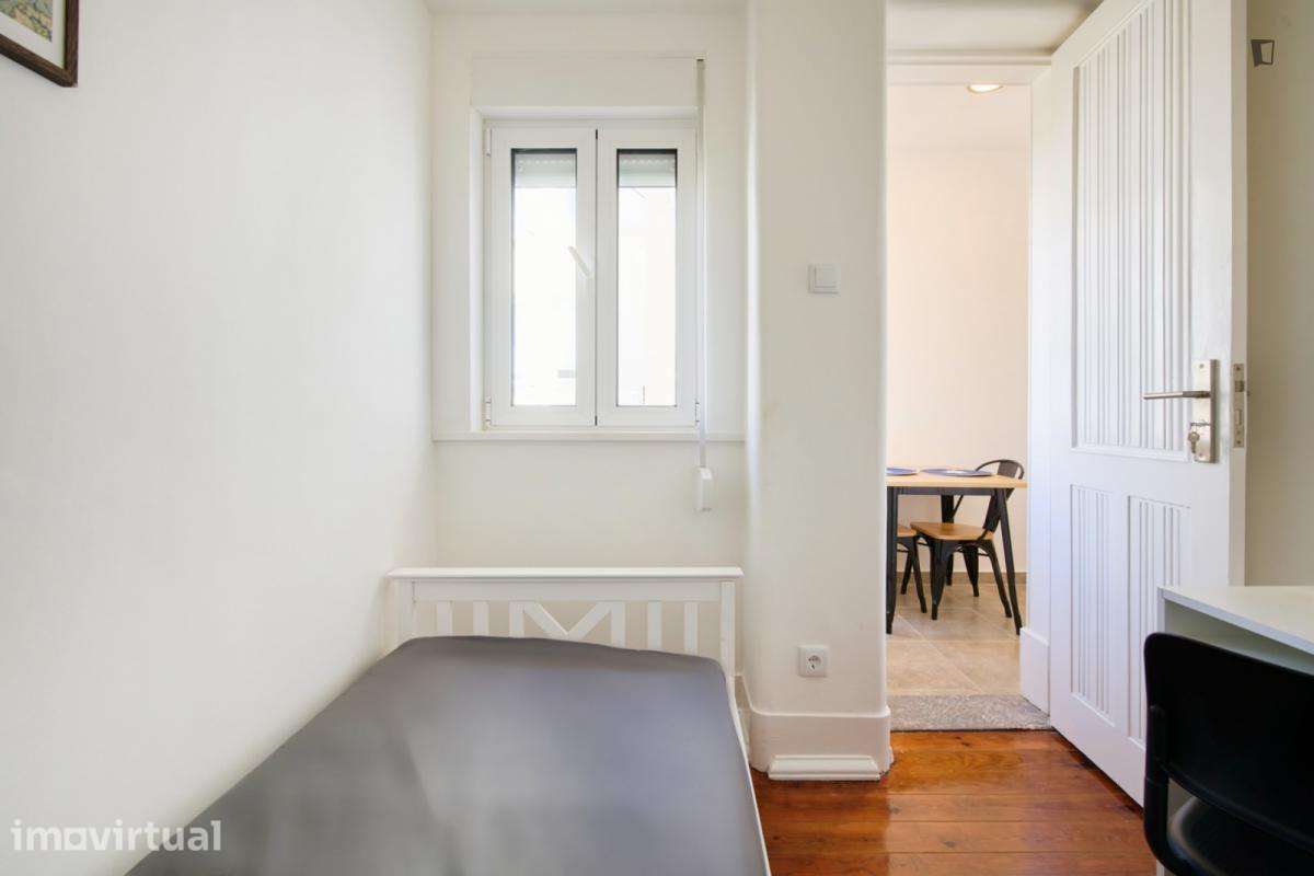 Quarto - localizado em Entrecampos Lisbon - Grande imagem: 4/20