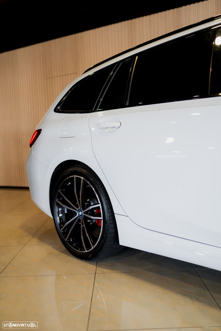 BMW 320 e Touring Pack M Auto - 11
