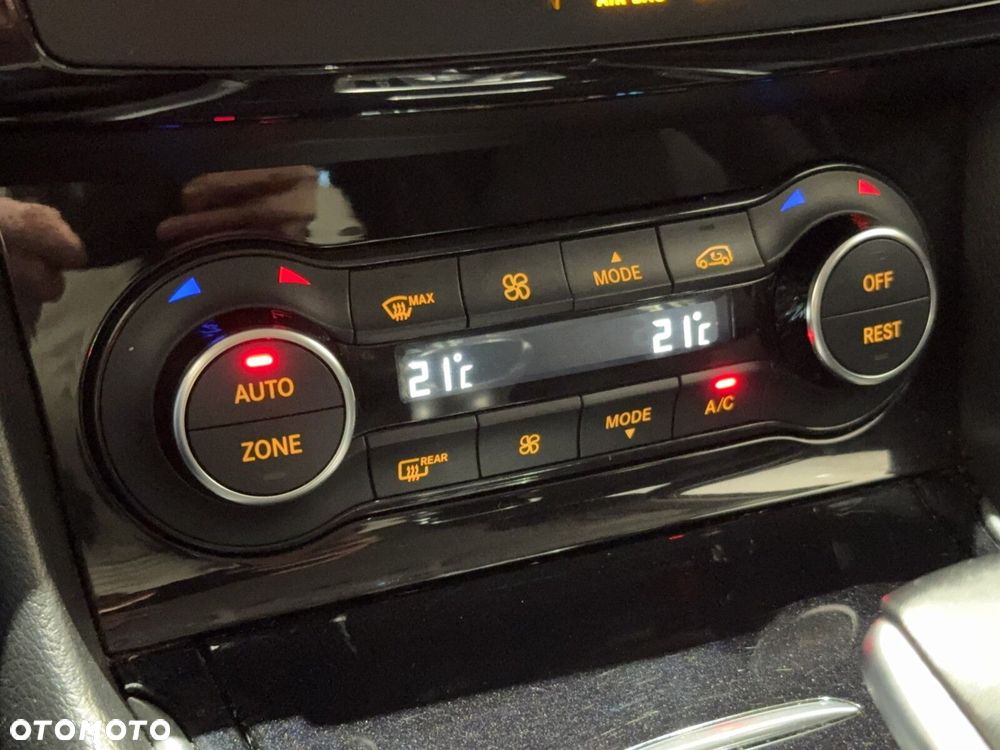 Infiniti Q30 1.5d Business Executive - 30