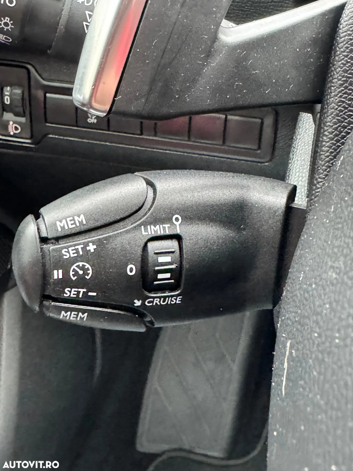 Peugeot 308 SW BlueHDI 130 EAT8 Stop & Start Active Business-Paket - 14